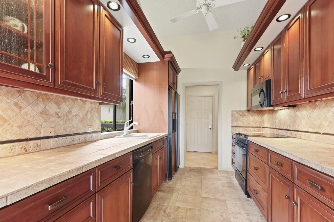 Photo of 232 E River Park Drive