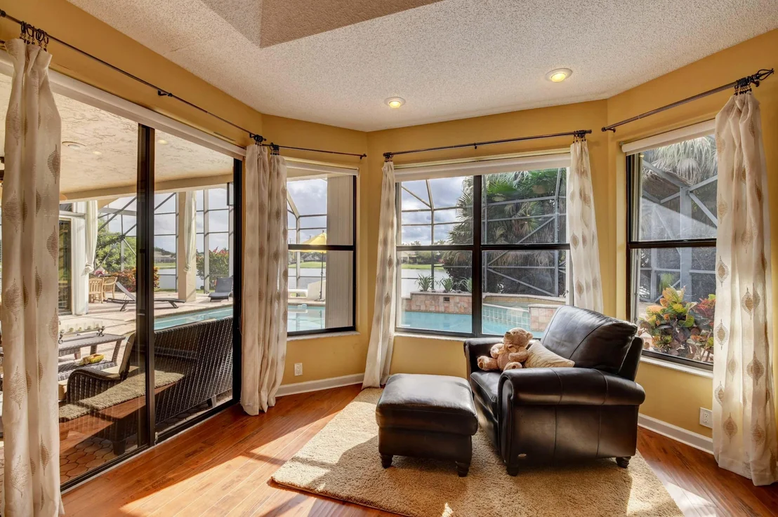 Photo of 17683 Sealakes Drive