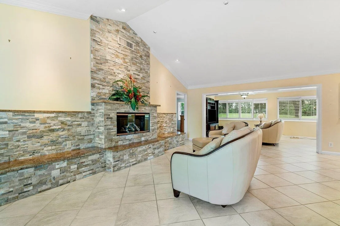 Photo of 4569 Sanderling Circle W