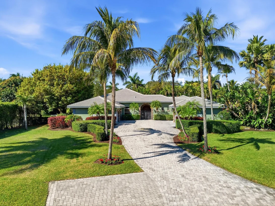 Photo of 8634 Sawpine Road