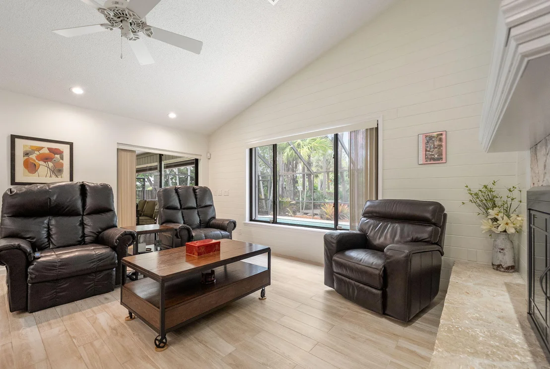 Photo of 17982 Tidewater Circle