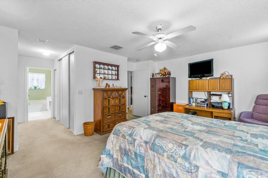 Photo of 7827 Oak Grove Circle