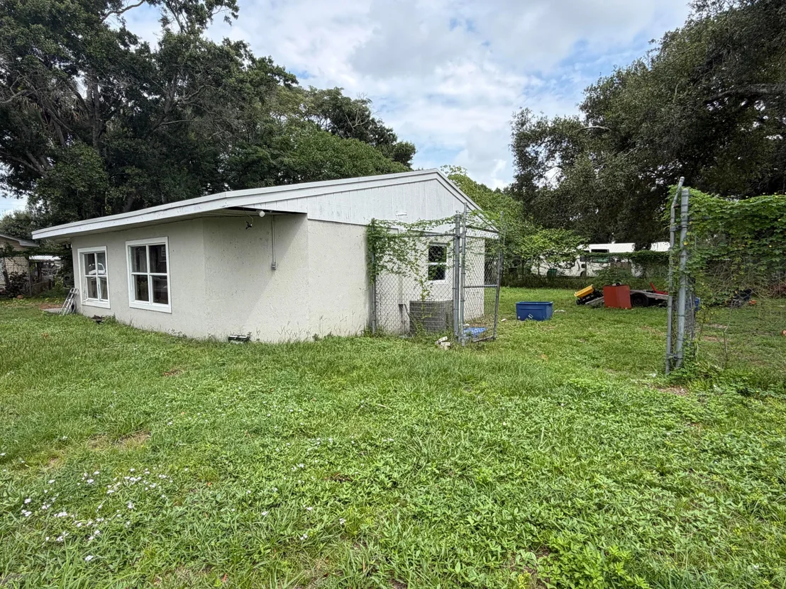 Photo of 1112 NW 2ND Street