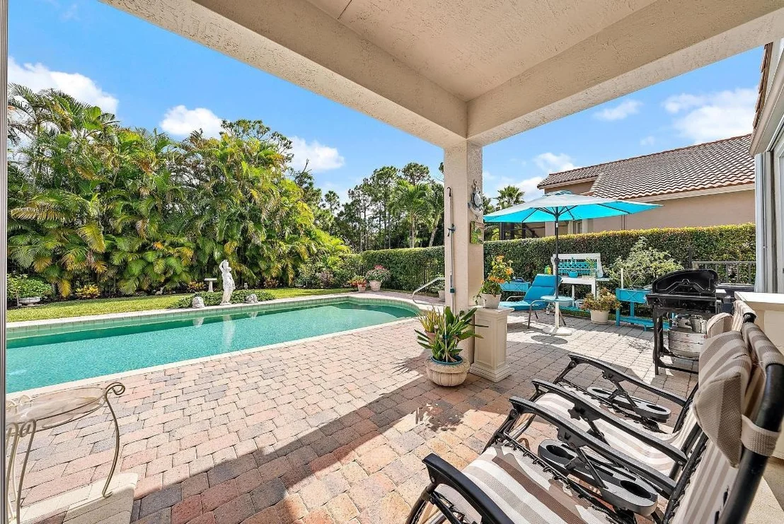 Photo of 6784 SE Twin Oaks Circle