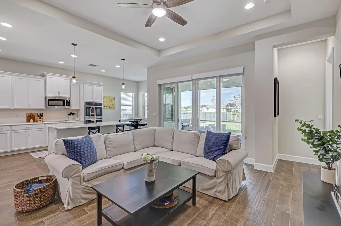 Photo of 15121 Goldfinch Circle