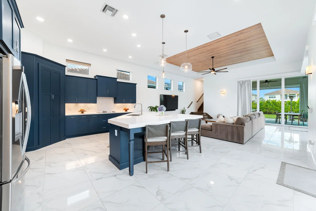 Photo of 4560 ESTATES Circle
