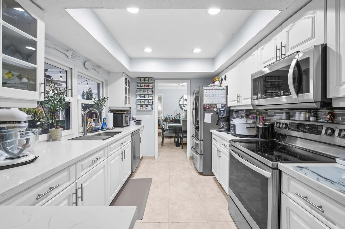 Photo of 6427 Travis Road