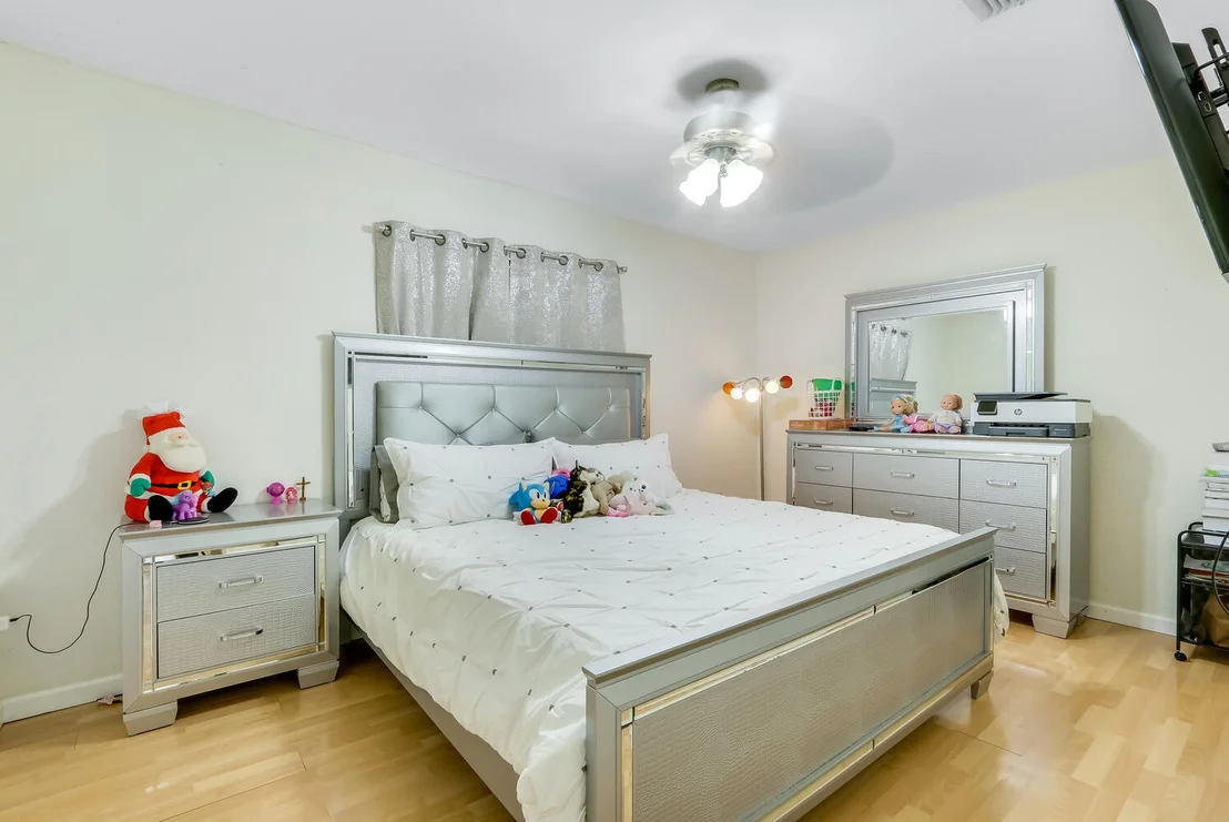 Photo of 5941 Azalea Circle
