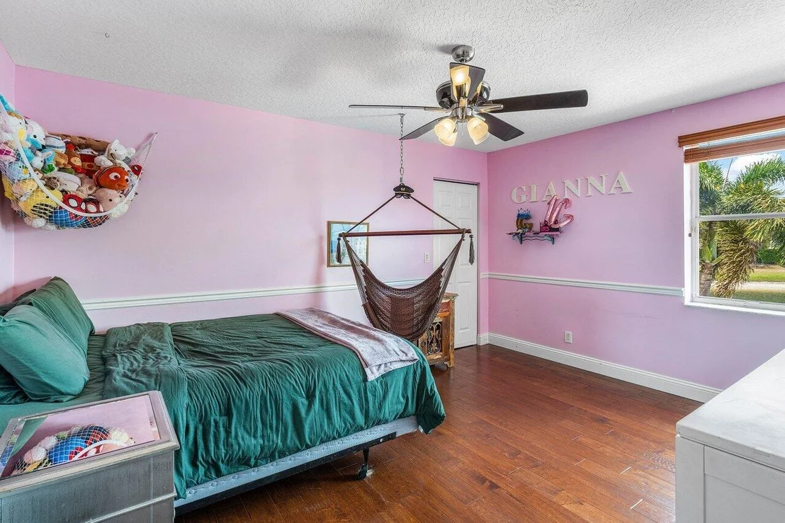 Photo of 21281 Waycross Drive