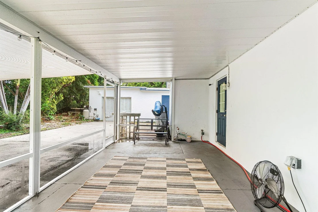Photo of 1923 Holman Drive