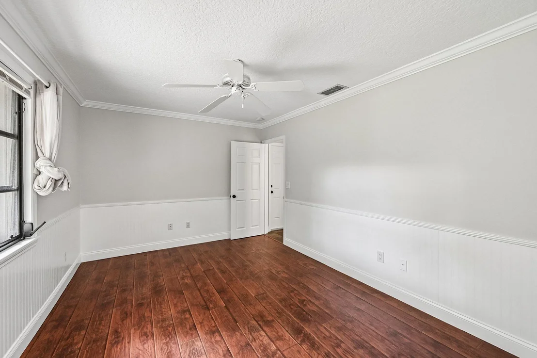 Photo of 16700 96th Terrace N