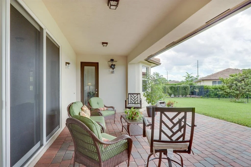 Photo of 4990 Manchia Drive