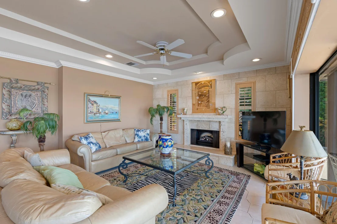 Photo of 1010 Pine Point Road