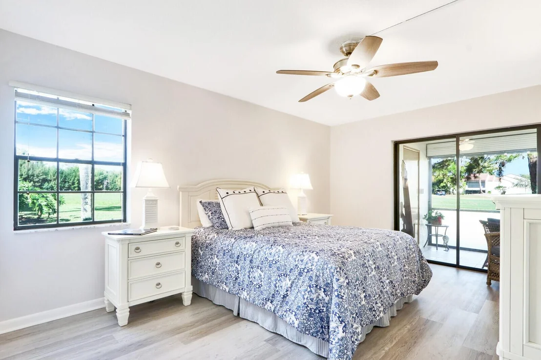 Photo of Unit A at 501 Pinecrest Circle