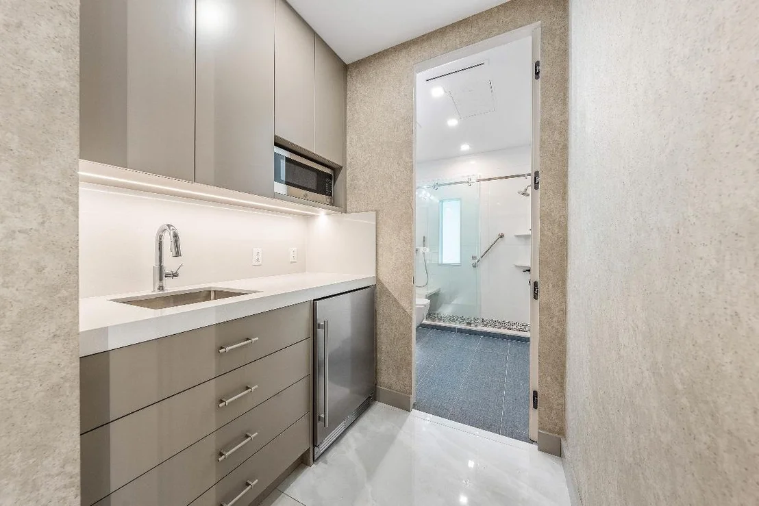 Photo of 6641 Giralda Circle