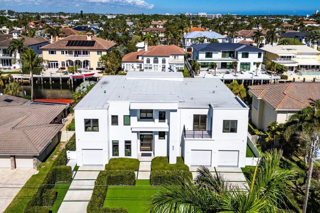 Photo of 937 Cypress Drive