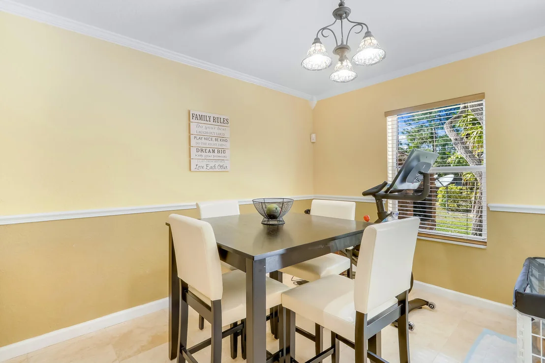Photo of 5941 Azalea Circle