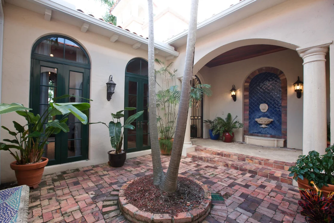 Photo of 683 Hermitage Circle