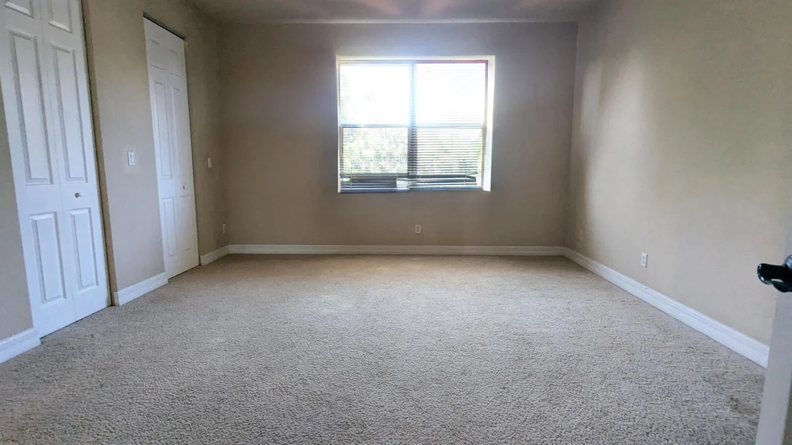 Photo of 5571 57 Way