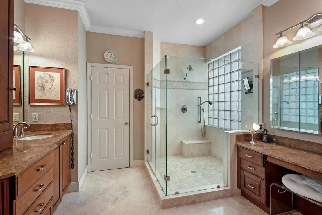 Photo of 13651 Weyburne Drive