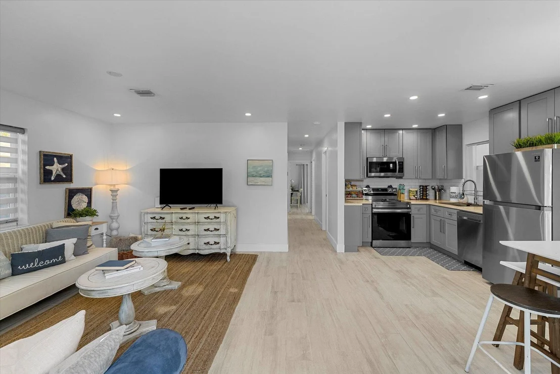 Photo of 210 6th Street