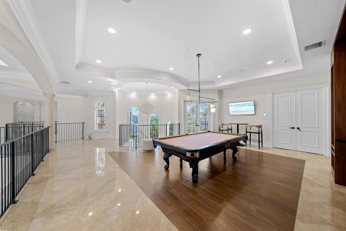 Photo of 2593 SE 8th Street