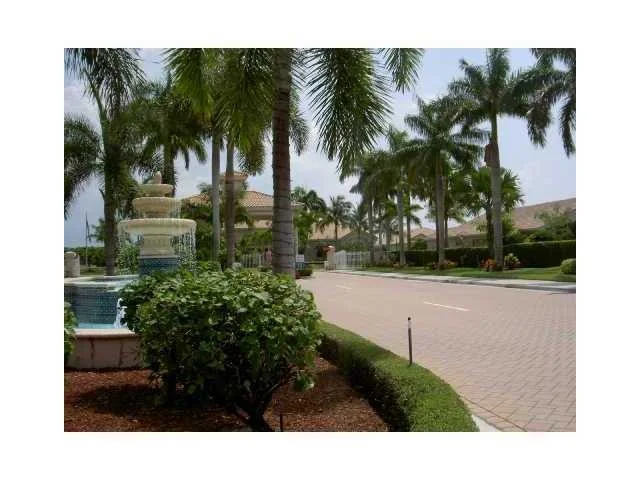 Photo of 10495 S Utopia Circle