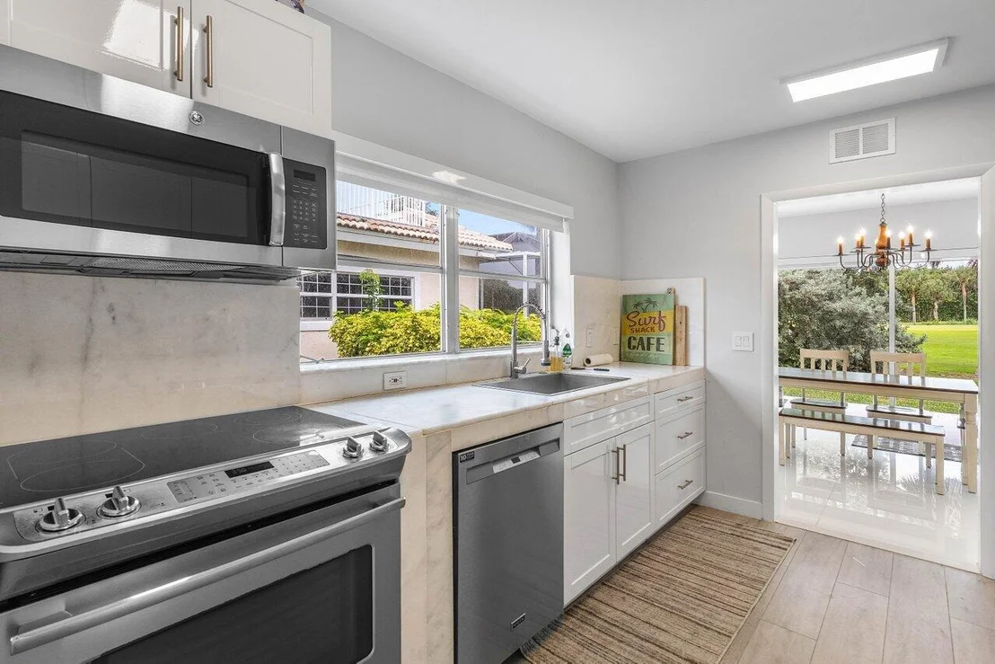 Photo of 900 Marble Way