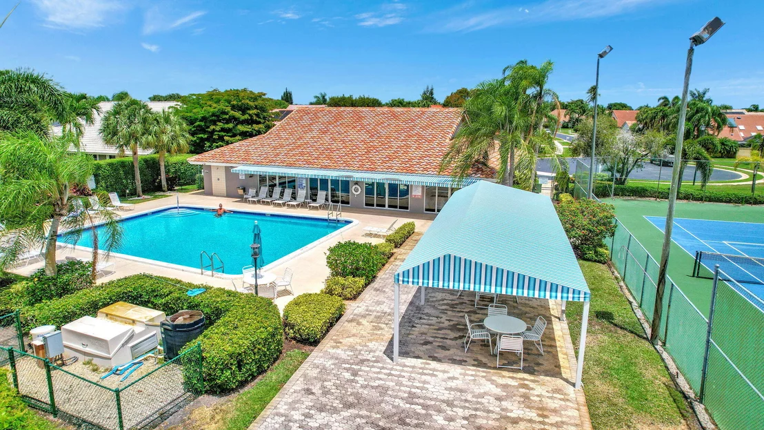 Photo of 6101 Hook Lane
