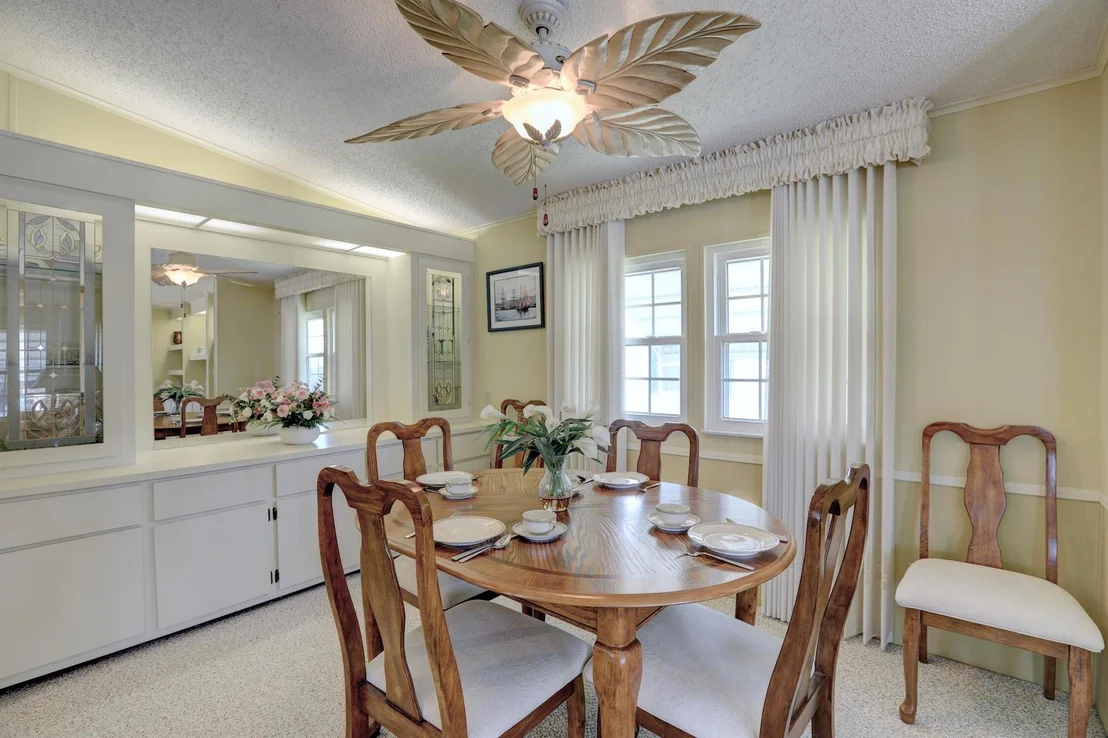 Photo of 931 Jacaranda Drive
