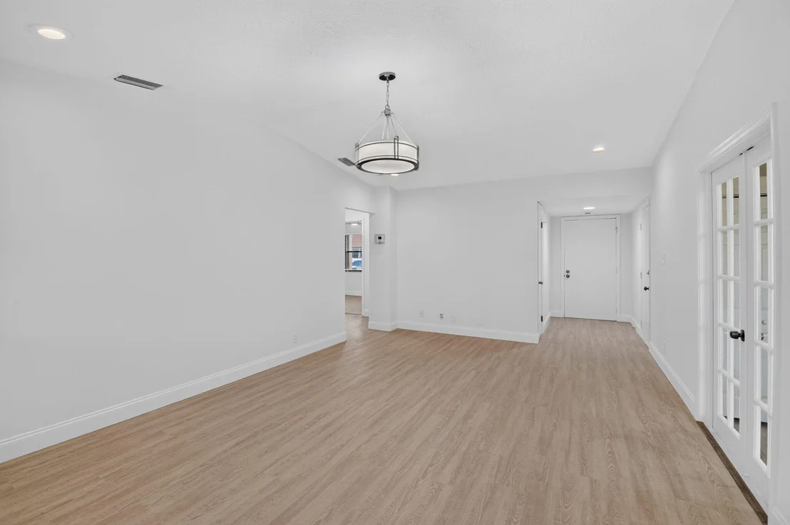 Photo of 5444 Laurel Oak Street