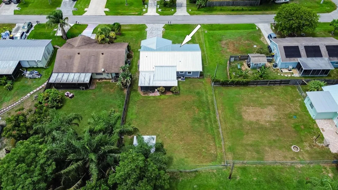 Photo of 3048 SE Orchid Street