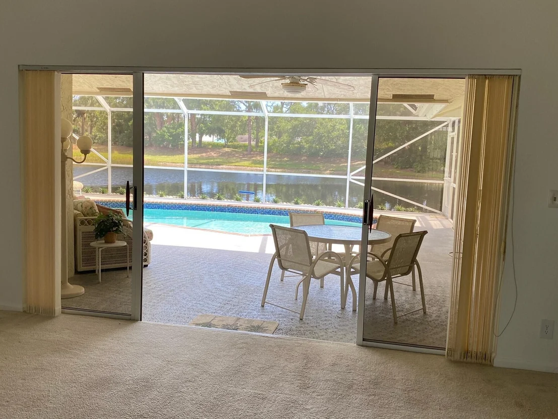 Photo of 18330 Lake Bend