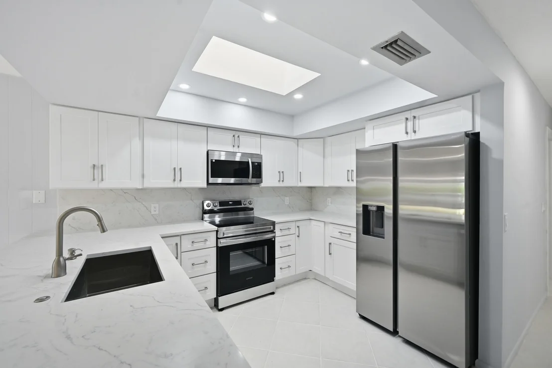 Photo of 5935 Glenbrook Drive