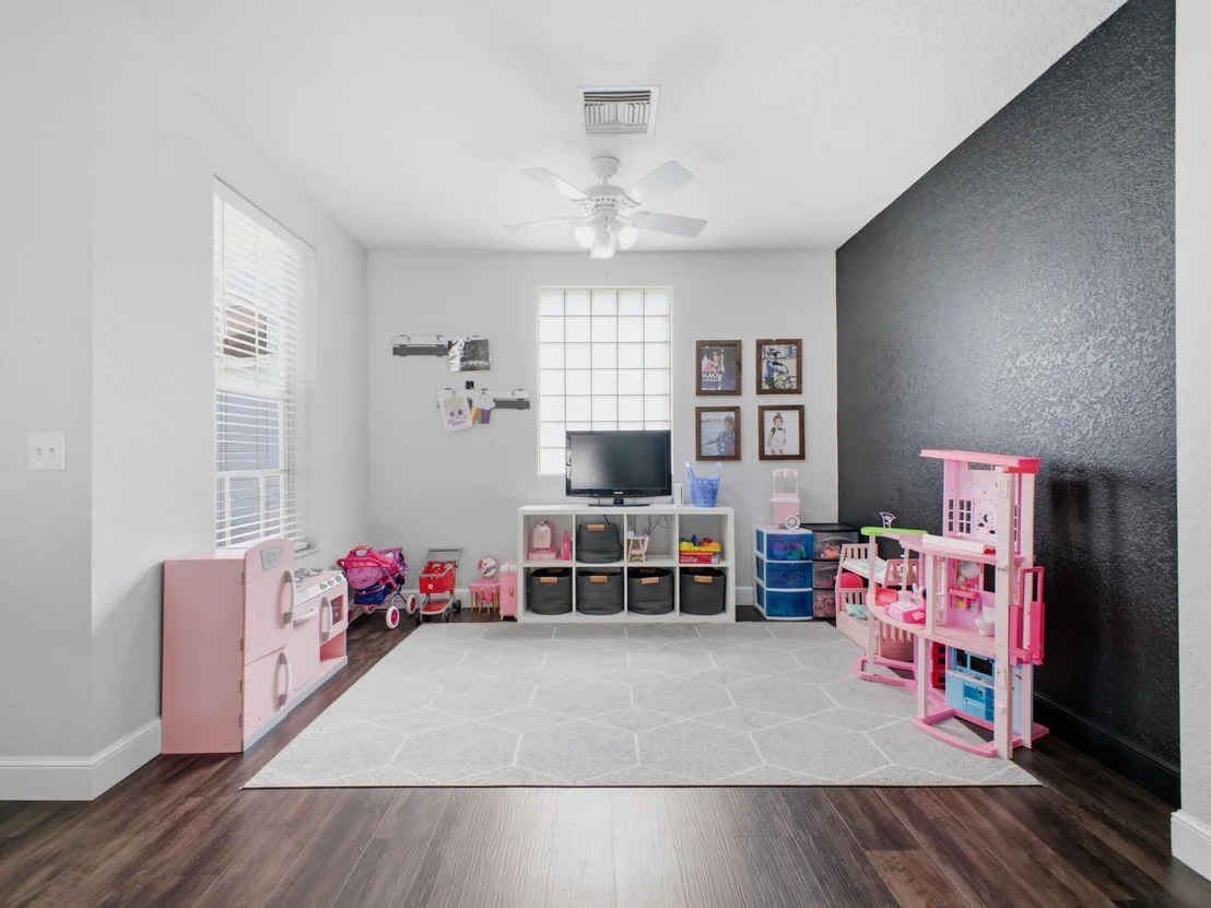 Photo of 5676 Azalea Circle