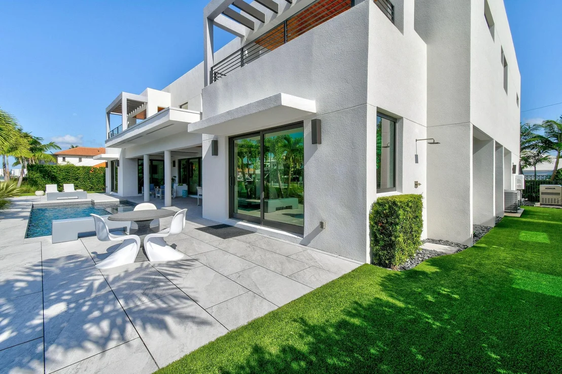 Photo of 1091 Gulfstream Way