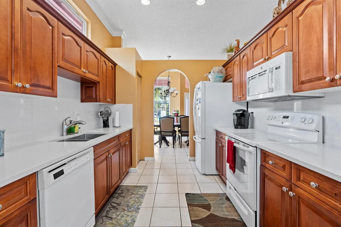 Photo of 2805 Waters Edge Circle