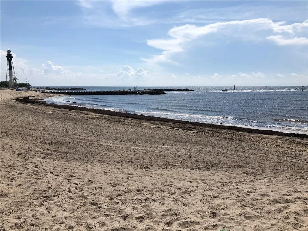 Photo of 2401 Bay Drive