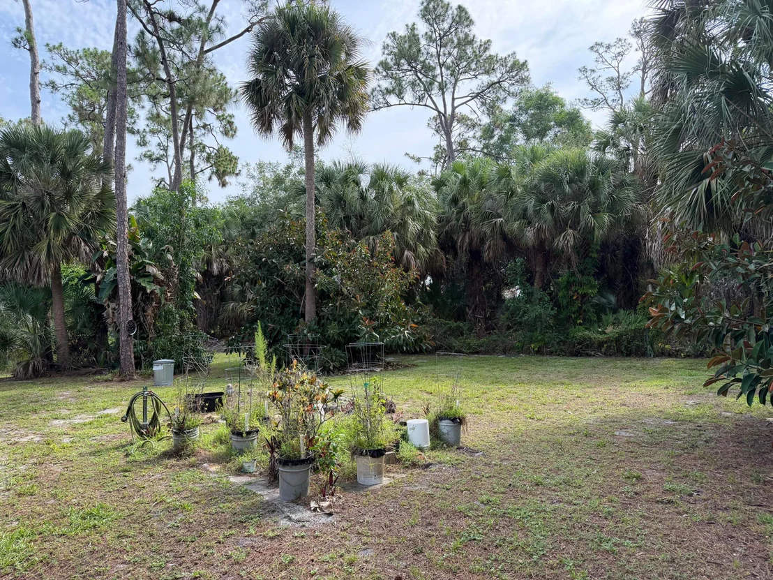 Photo of 1140 SE Buttonwood Circle