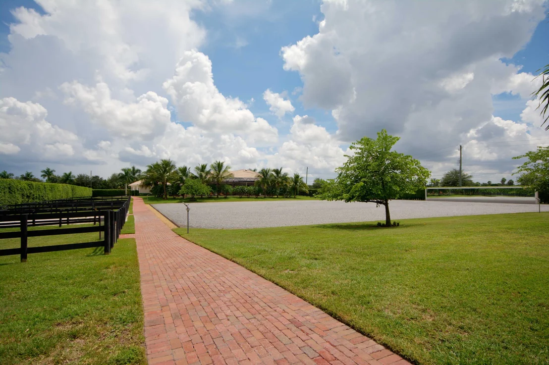 Photo of 4985 Stables Way