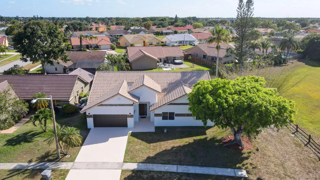 Photo of 9415 Nursery Lane