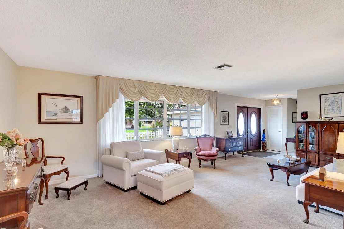Photo of 86 W Coconut Drive