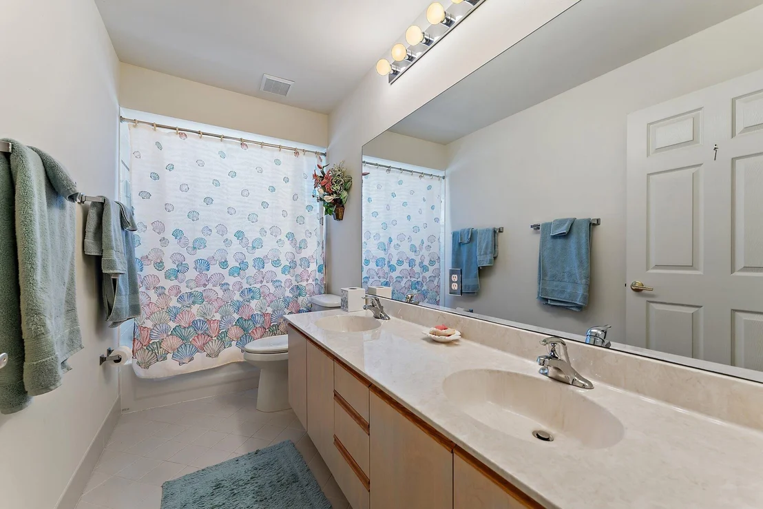 Photo of 259 Cardinal Lane