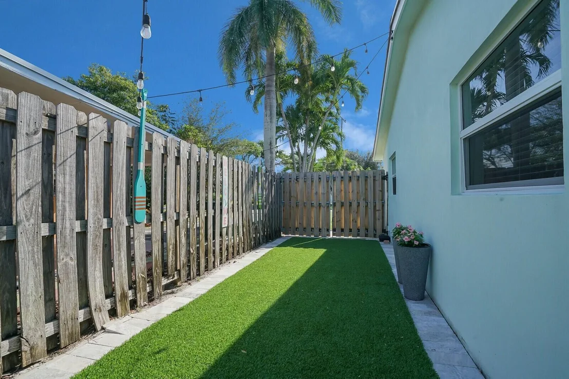 Photo of 301 Enfield Road
