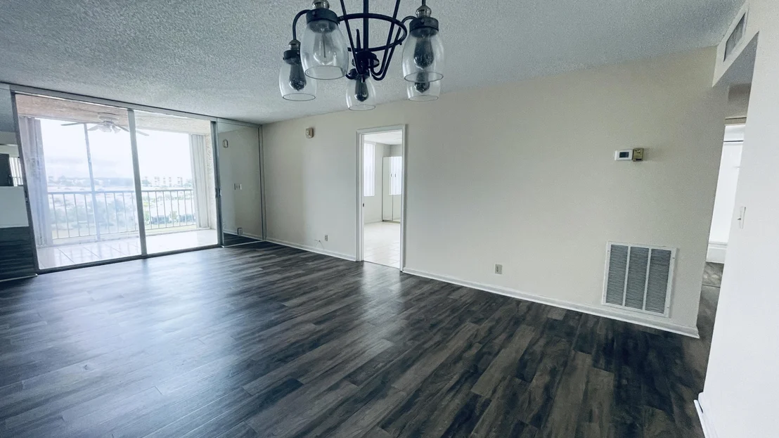 Photo of Unit 708 at 14575 Bonaire Boulevard
