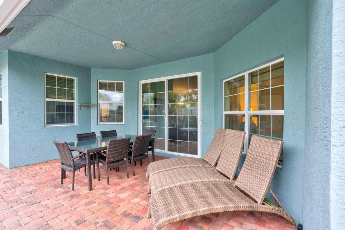 Photo of 112 Fairview W
