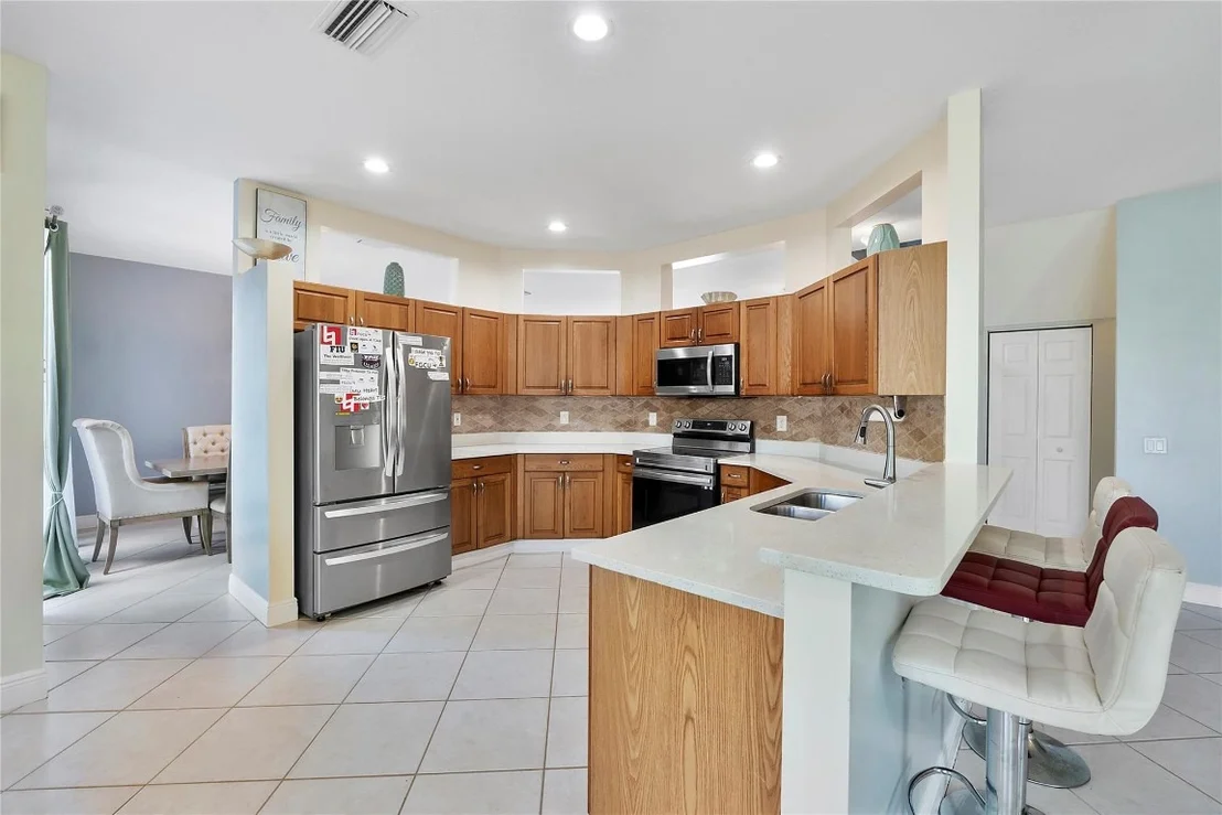 Photo of 3527 Chesapeake Circle