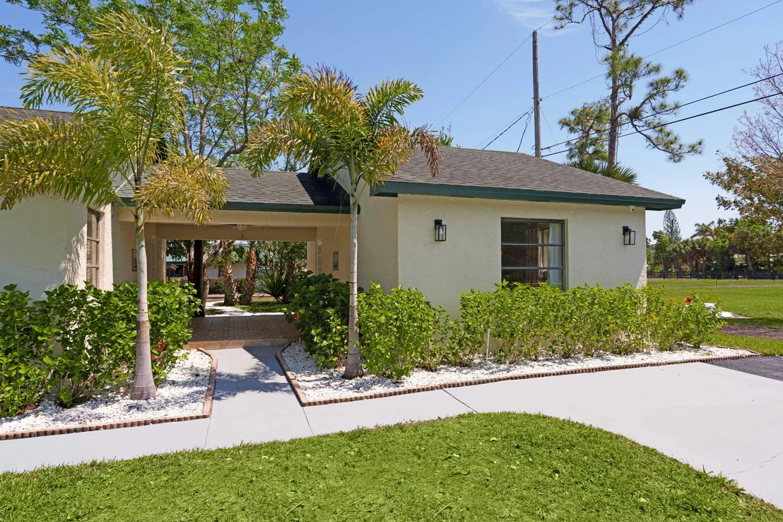 Photo of 1230 F Road