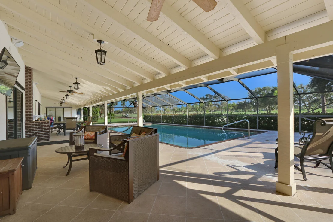 Photo of 160 SE Turtle Creek Drive