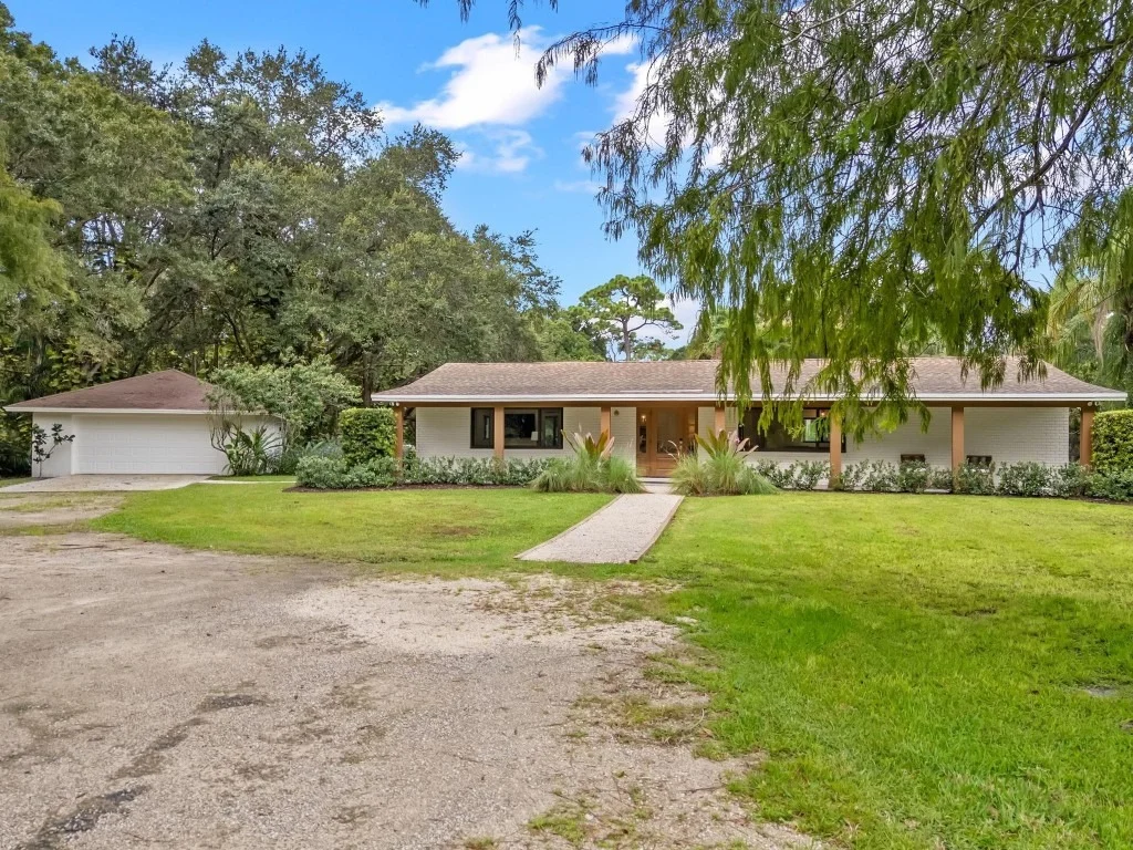 Photo of 3547 B Road